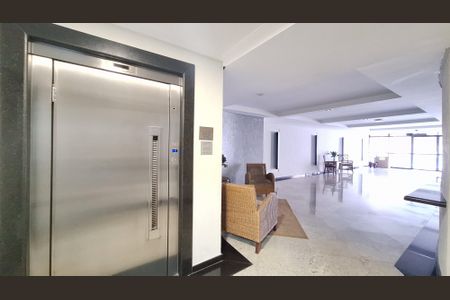 Apartamento à venda com 75m², 3 quartos e 1 vaga Apartamento à venda com 75m², 3 quartos e 1 vagaÁrea comum