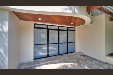 Apartamento à venda com 75m², 3 quartos e 1 vaga Apartamento à venda com 75m², 3 quartos e 1 vagaÁrea comum