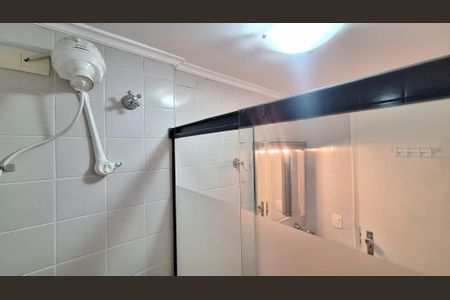 Apartamento à venda com 75m², 3 quartos e 1 vaga Apartamento à venda com 75m², 3 quartos e 1 vagaBanheiro Social