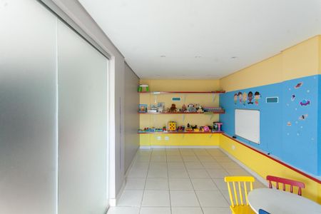 Apartamento à venda com 80m², 2 quartos e 1 vaga Apartamento à venda com 80m², 2 quartos e 1 vagaÁrea comum - Espaço Kids