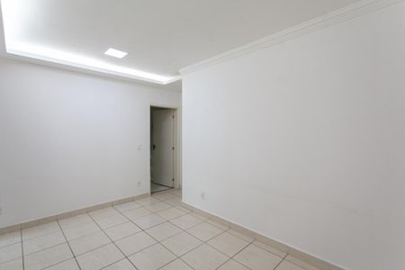 Apartamento à venda com 80m², 2 quartos e 1 vaga Apartamento à venda com 80m², 2 quartos e 1 vagaSala