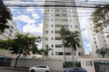 Apartamento à venda com 80m², 2 quartos e 1 vaga Apartamento à venda com 80m², 2 quartos e 1 vagaFachada