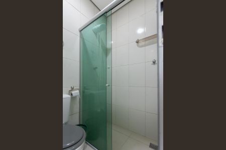 Apartamento à venda com 80m², 2 quartos e 1 vaga Apartamento à venda com 80m², 2 quartos e 1 vagaBanheiro Social 2