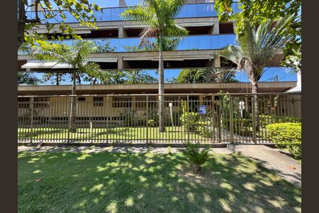 Apartamento à venda com 85m², 3 quartos e 1 vagaFachada