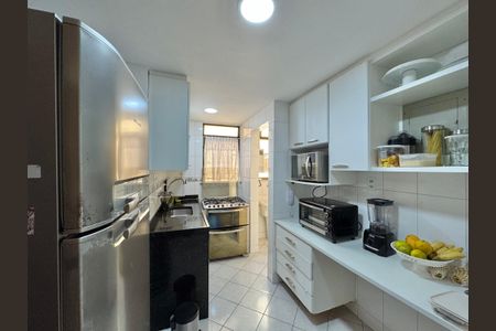 Apartamento à venda com 85m², 3 quartos e 1 vagaCozinha e Área de Serviço