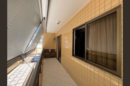 Apartamento à venda com 85m², 3 quartos e 1 vagaVaranda