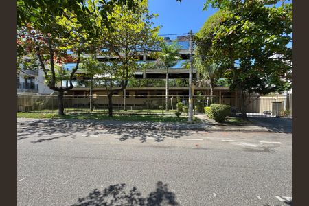 Apartamento à venda com 85m², 3 quartos e 1 vagaFachada