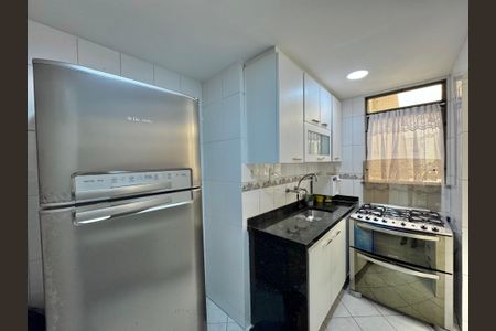 Apartamento à venda com 85m², 3 quartos e 1 vagaCozinha e Área de Serviço