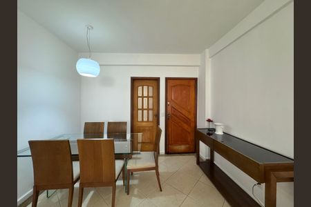Apartamento à venda com 85m², 3 quartos e 1 vagaSala