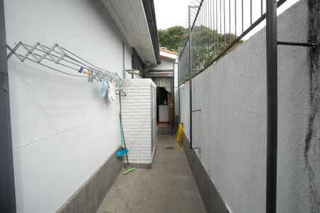 Casa à venda com 130m², 3 quartos e 4 vagas Casa à venda com 130m², 3 quartos e 4 vagasÁrea externa