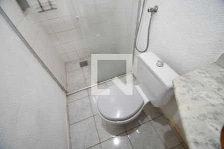 Casa à venda com 180m², 3 quartos e 2 vagasBanheiro