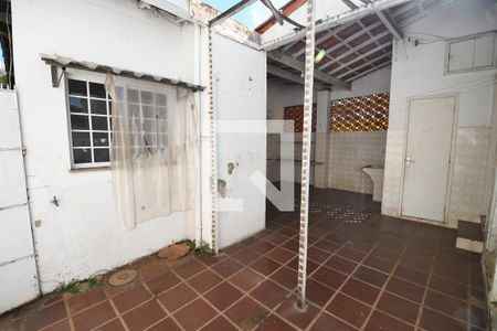 Casa à venda com 180m², 3 quartos e 2 vagasÁrea de Serviço