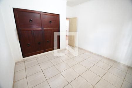 Casa à venda com 180m², 3 quartos e 2 vagasQuarto 1