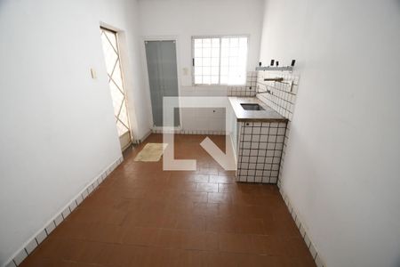 Casa à venda com 180m², 3 quartos e 2 vagasCozinha