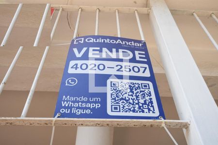 Casa à venda com 180m², 3 quartos e 2 vagasPlaca