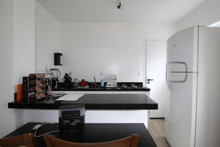 Apartamento à venda com 40m², 1 quarto e sem vagaCozinha e Área de Serviço