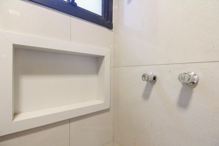 Casa à venda com 90m², 3 quartos e 1 vaga Casa à venda com 90m², 3 quartos e 1 vagaBanheiro Suíte 2