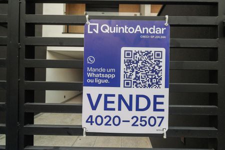 Casa à venda com 90m², 3 quartos e 1 vaga Casa à venda com 90m², 3 quartos e 1 vagaFachada - Placa