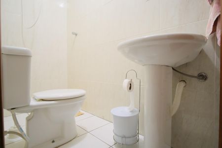 Casa à venda com 330m², 3 quartos e 4 vagasBanheiro de serviço