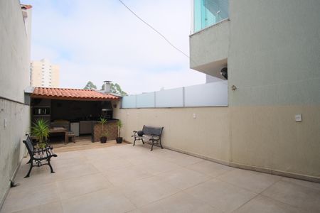 Casa à venda com 330m², 3 quartos e 4 vagasQuintal