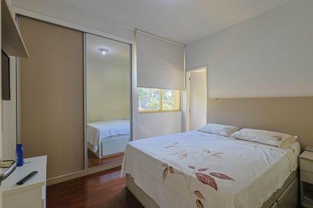 Apartamento à venda com 90m², 3 quartos e 1 vaga Apartamento à venda com 90m², 3 quartos e 1 vaga Suíte