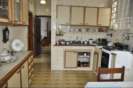 Casa para alugar com 400m², 3 quartos e 5 vagasCozinha