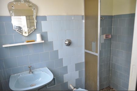 Casa para alugar com 400m², 3 quartos e 5 vagasBanheiro Suíte 