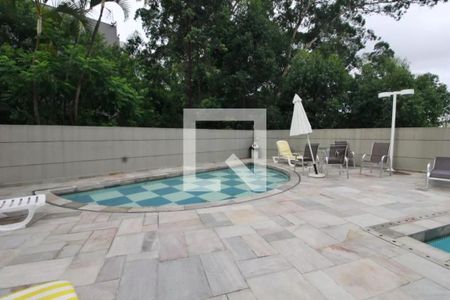 Apartamento à venda com 129m², 3 quartos e 3 vagasÁrea comum - Piscina