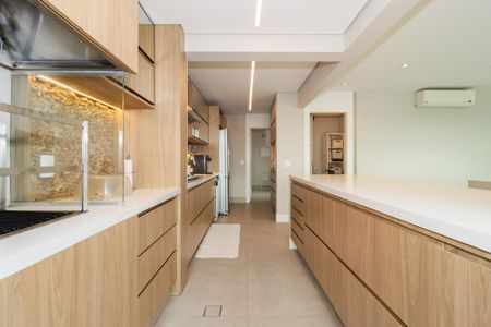 Apartamento à venda com 129m², 3 quartos e 3 vagasCozinha