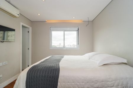 Apartamento à venda com 129m², 3 quartos e 3 vagasSuíte 1