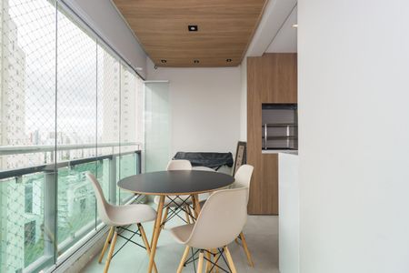 Apartamento à venda com 129m², 3 quartos e 3 vagasVaranda da Sala