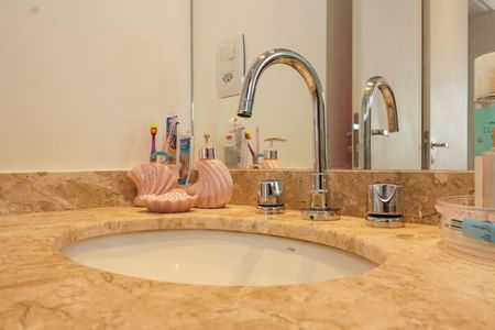 Apartamento à venda com 129m², 3 quartos e 3 vagasBanheiro da Suíte 3