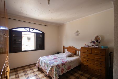 Casa de condomínio à venda com 250m², 5 quartos e 4 vagas Casa de condomínio à venda com 250m², 5 quartos e 4 vagasQuarto 3