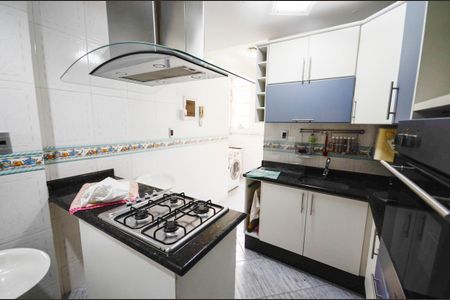 Apartamento à venda com 80m², 2 quartos e 1 vaga Apartamento à venda com 80m², 2 quartos e 1 vagaCozinha