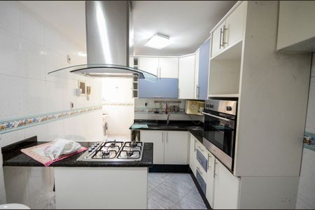 Apartamento à venda com 80m², 2 quartos e 1 vaga Apartamento à venda com 80m², 2 quartos e 1 vagaCozinha