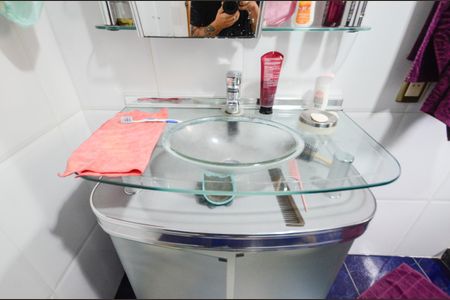 Apartamento à venda com 80m², 2 quartos e 1 vaga Apartamento à venda com 80m², 2 quartos e 1 vagaBanheiro da Suíte