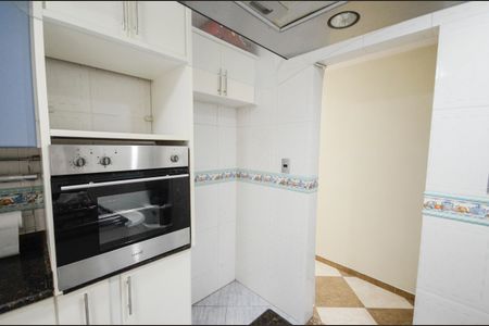 Apartamento à venda com 80m², 2 quartos e 1 vaga Apartamento à venda com 80m², 2 quartos e 1 vagaCozinha