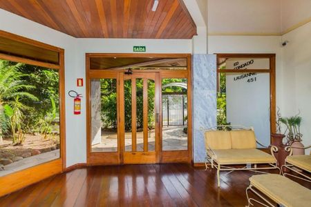Apartamento à venda com 289m², 3 quartos e 2 vagas Apartamento à venda com 289m², 3 quartos e 2 vagasHall de Entrada