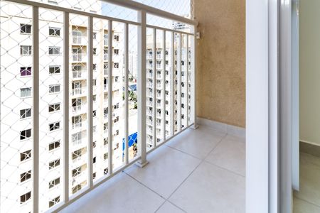 Apartamento à venda com 28m², 1 quarto e sem vaga Apartamento à venda com 28m², 1 quarto e sem vagaVaranda