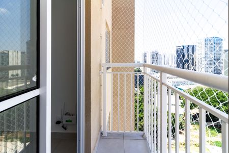 Apartamento à venda com 28m², 1 quarto e sem vaga Apartamento à venda com 28m², 1 quarto e sem vagaVaranda