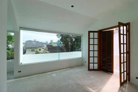 Casa à venda com 258m², 4 quartos e 4 vagasSuíte Master