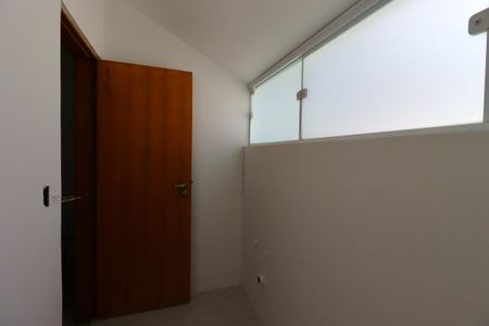 Casa à venda com 258m², 4 quartos e 4 vagasBanheiro da Suíte 1