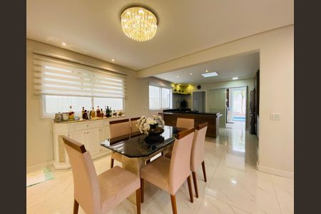 Casa de condomínio à venda com 325m², 4 quartos e 4 vagas Casa de condomínio à venda com 325m², 4 quartos e 4 vagasFoto 38