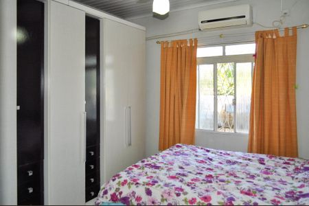 Casa à venda com 174m², 2 quartos e 2 vagasQuarto