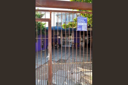 Casa à venda com 174m², 2 quartos e 2 vagasPlaquinha