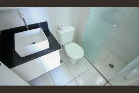 Apartamento à venda com 61m², 3 quartos e 1 vaga Apartamento à venda com 61m², 3 quartos e 1 vagaBanheiro da Suíte