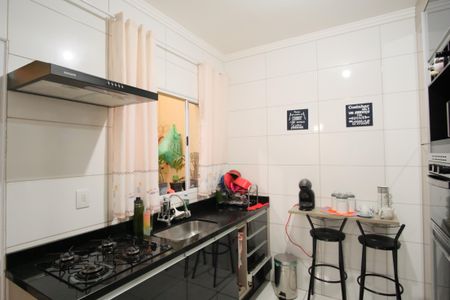 Casa de condomínio à venda com 70m², 2 quartos e 1 vagaCozinha