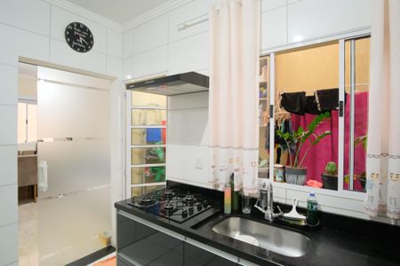 Casa de condomínio à venda com 70m², 2 quartos e 1 vagaCozinha