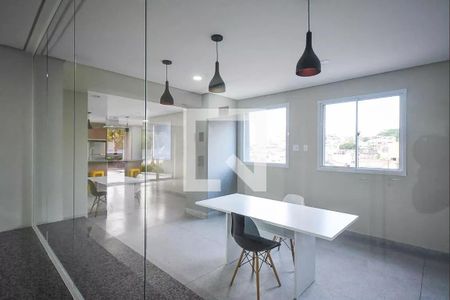 Apartamento à venda com 32m², 1 quarto e 1 vaga Apartamento à venda com 32m², 1 quarto e 1 vagaÁrea comum