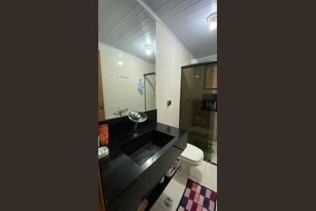 Casa à venda com 230m², 3 quartos e 3 vagas Casa à venda com 230m², 3 quartos e 3 vagasBanheiro